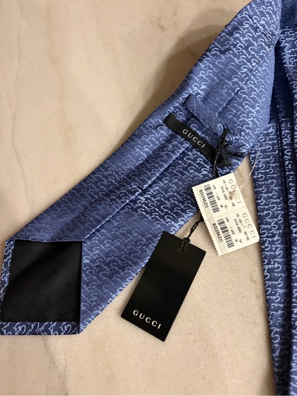 Gucci Blue Silk Tie, featuring a signature monogram pattern blue silk New tags